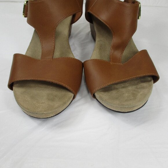 COMFORT PLUS Tan Wedge Sandals Size 9.5 - Picture 3 of 9
